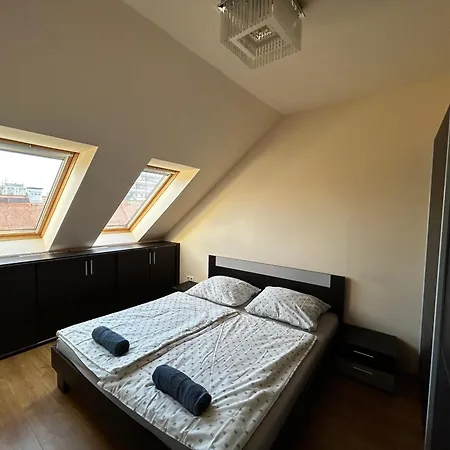 Apartamento Imperial Győr